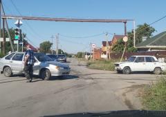 В Волгодонске на перекрестке столкнулись «шестерка» и «четырнадцатая»