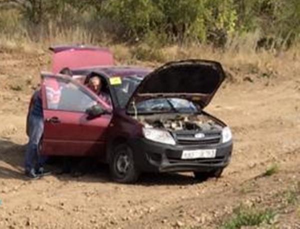 Водитель «Гранты» перевернулся, пытаясь уйти от аварии на трассе Волгодонск-Дубовское