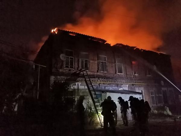 39-летний мужчина погиб при пожаре в двухэтажном доме в посёлке Зимовники