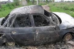 Мужчину взорвали в собственном автомобиле на Дону