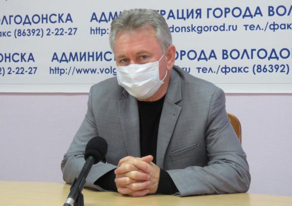 Виктор Мельников провел первую пресс-конференцию после переизбрания на пост главы администрации Волгодонска