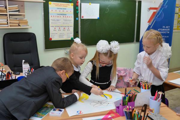 «Опережая время»: в школах Волгодонска прошли мероприятия в честь 75-летия атомной промышленности