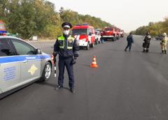 Из-за пожара в лесу закрыто движение на участке трассы Цимлянск-Шахты