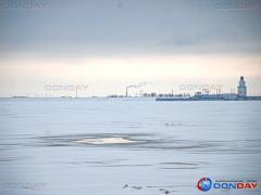 В Цимлянском водохранилище прекращен прием судов без ледового класса