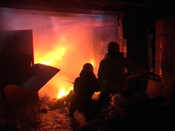 Подвал горел в одном из многоквартирных домов Волгодонска