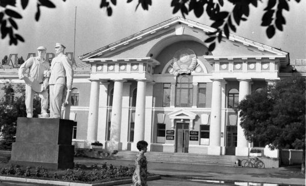 «Волгодонск 30 лет назад»: депутаты «сбежали» с сессии горсовета