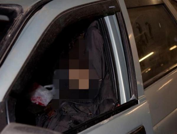 Бизнесмена нашли застреленным в собственном авто на Дону