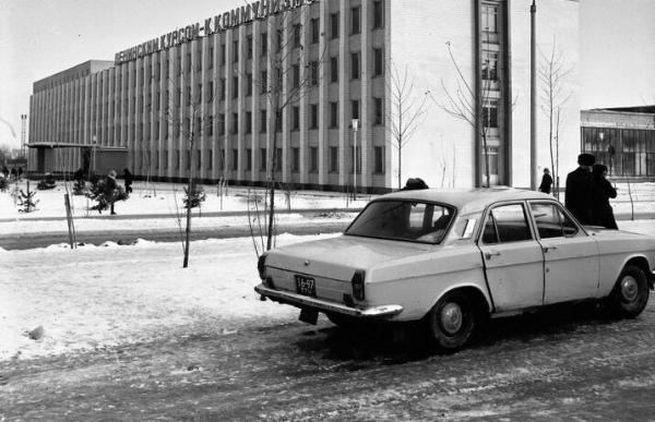 «Волгодонск 30 лет назад»: горожанина обманули при продаже автомобиля