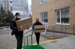 Депутаты от партии КПРФ в Волгодонске поздравили воспитанников детского сада «Парус»