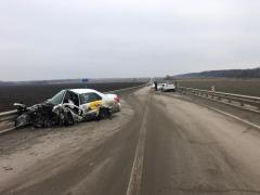 На трассе Ростов - Волгодонск столкнулись «Хендай» и «Опель»