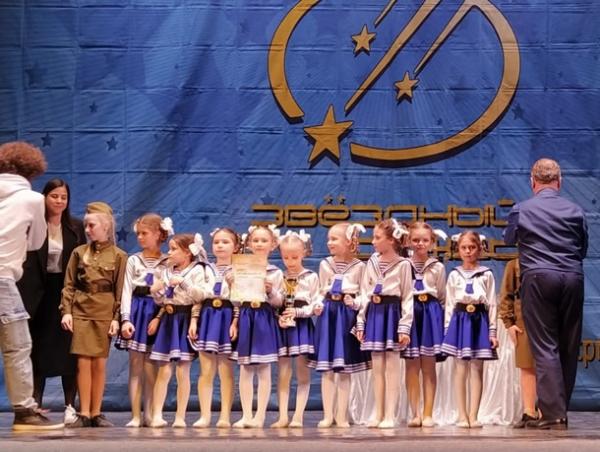 Танцоры из Волгодонска стали первыми в Международном фестивале «Звездный дождь»