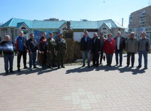 В Волгодонске почтили память Героя России Сергея Молодова