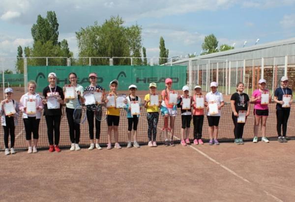 В Волгодонске прошел открытый городской турнир по теннису