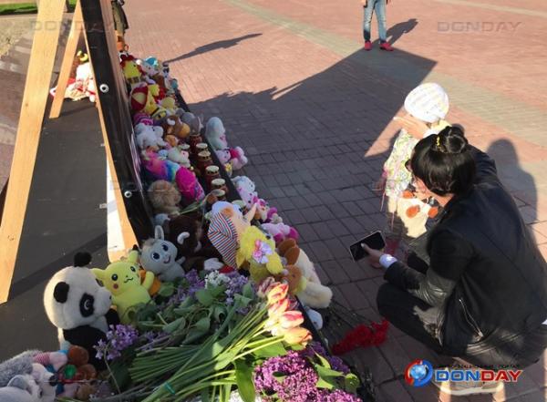 Жители Волгодонска приняли участие в акции памяти по погибшим в Казани
