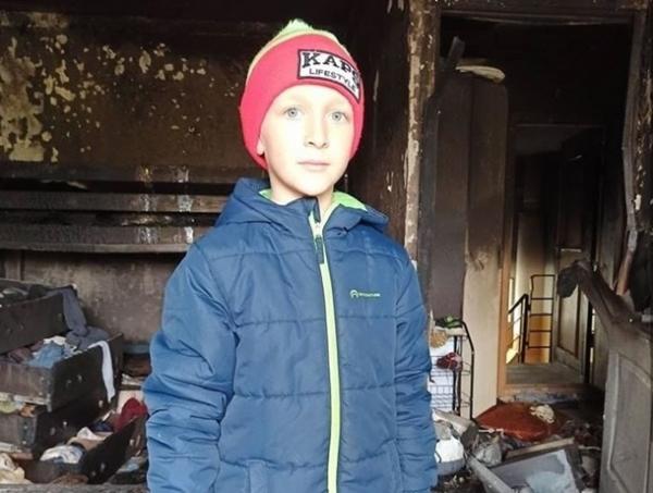 Девятилетнего волгодонца, спасшего маленькую сестру из пожара, наградили в Москве за героизм