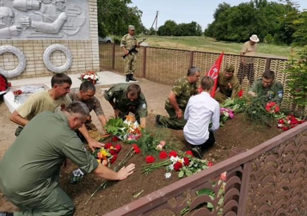 Останки 16 советских солдат захоронили в Волгодонском районе