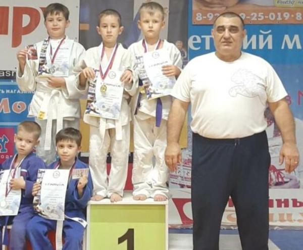 Юные дзюдоисты из Волгодонска завоевали пять медалей на первенстве