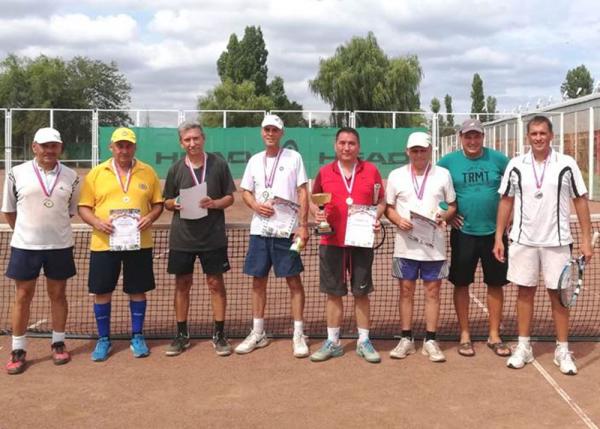 В Волгодонске состоялся 34-й городской турнир по теннису