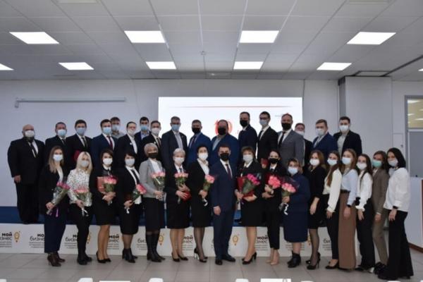 Сотрудники МФЦ Волгодонска получили благодарности губернатора Дона за эффективную работу в условиях антиковидных мер