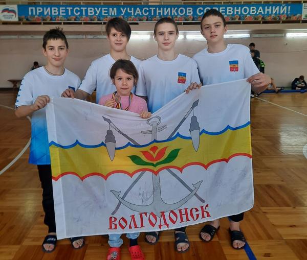 Пловцы из Волгодонска завоевали четыре призовых места на областных соревнованиях