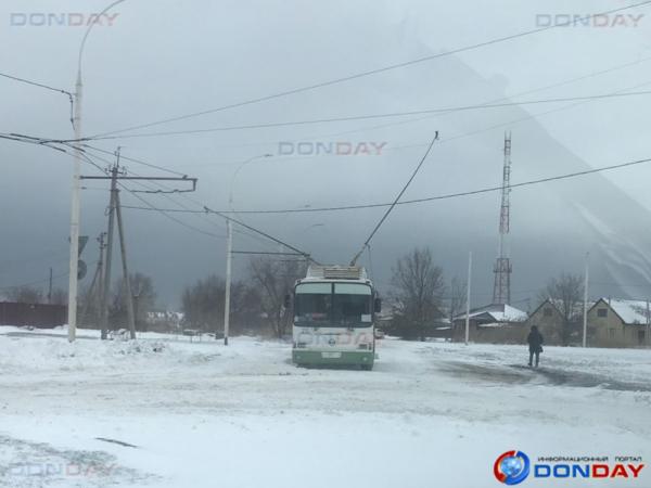 Из-за обрыва провода контактной линии прекратилось движение троллейбусов в новой части Волгодонска