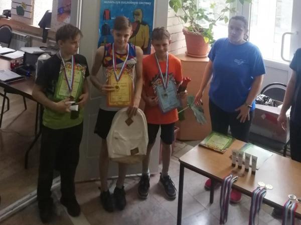 Юные скалолазы Волгодонска завоевали россыпь наград на областном первенстве