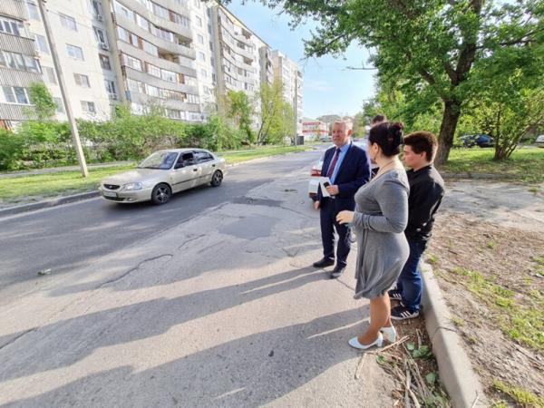 «В первую очередь устраняются ямы, влияющие на безопасность движения»: Сергей Макаров рассказал о ходе ремонта дорог