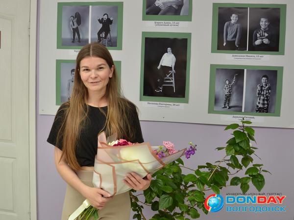 «Я рядом»: яркую палитру души «особенных» детей передала фотохудожник из Волгодонска
