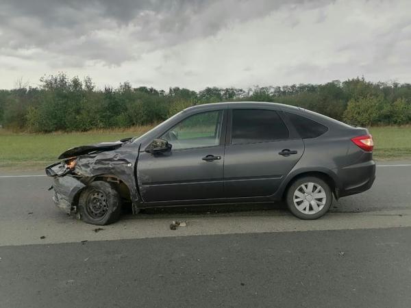 Супруги из Волгодонска пострадали в аварии под Сальском