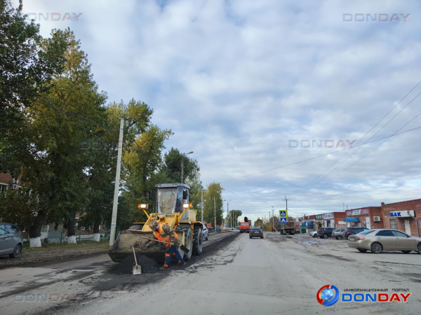 В Цимлянске приступили к ремонту автодороги на улице Морской