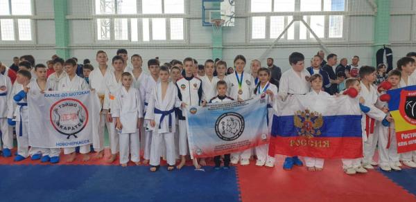 85 наград завоевали юные волгодонцы на Всероссийском турнире по каратэ