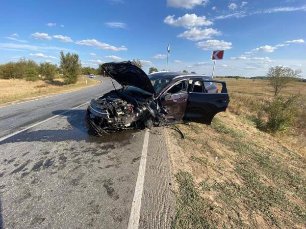 Три человека пострадали в серьезном ДТП под Волгодонском