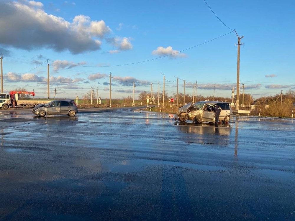 Двое погибли в тройном ДТП в Цимлянском районе