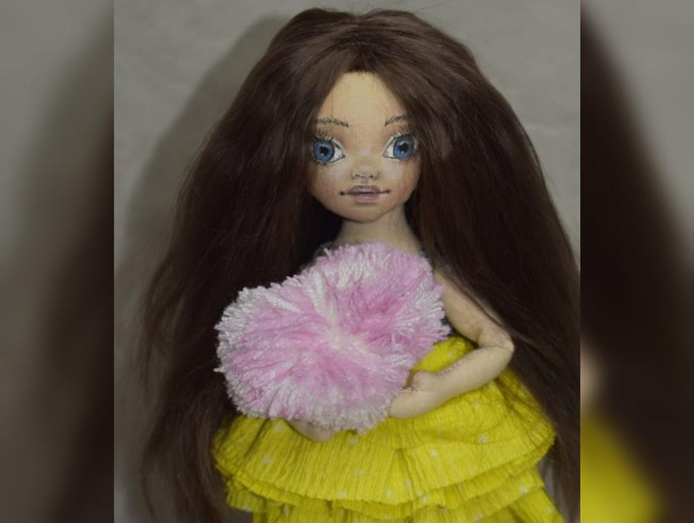 Жительница Волгодонска создает декоративных кукол и необычных пушистиков