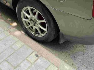 В Дубовском районе мужчина украл с СТО автомобиль друга