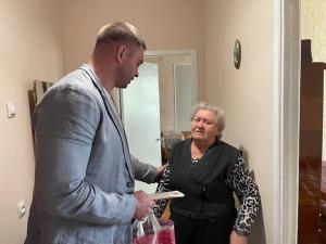 В 23-м округе Волгодонска с наступающим Днем Победы поздравили участников Великой Отечественной войны