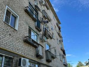 В Волгоградской области под ногами женщины рухнул балкон