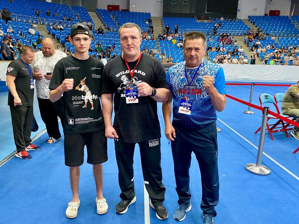 Боксер из Волгодонска стал «серебряным» призером чемпионата ЮФО