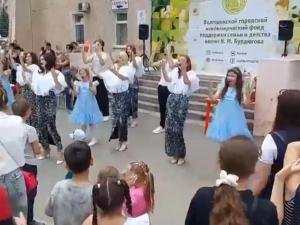 В Волгодонске для юных горожан провели «Праздник детских улыбок»