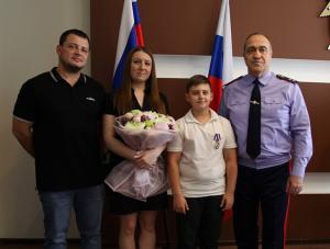 Школьнику, спасшему девушку в Волгодонске, вручили медаль