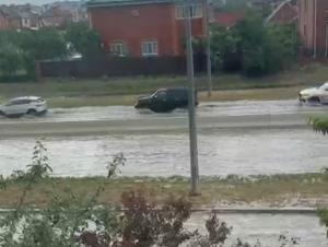 На Волгодонск обрушился ливень с градом