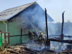Житель Цимлянского района вместе с мусором сжег свой дом