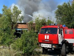 Мясокомбинат в Морозовске загорелся из-за неизвестных людей