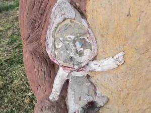 Сквер на набережной в станице Романовской постепенно приходит в упадок
