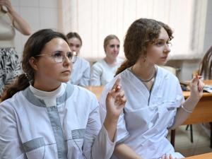 В Волгодонске при поддержке атомщиков стартовал проект, направленный на поддержку городского здравоохранения и развития движения волонтеров-медиков