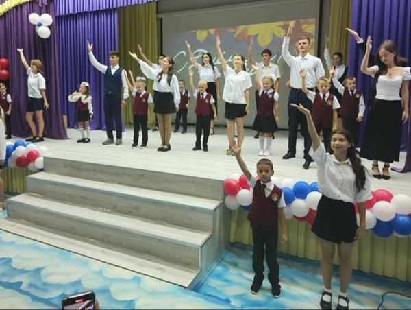 Школьные линейки в Волгодонске пройдут в закрытых помещениях