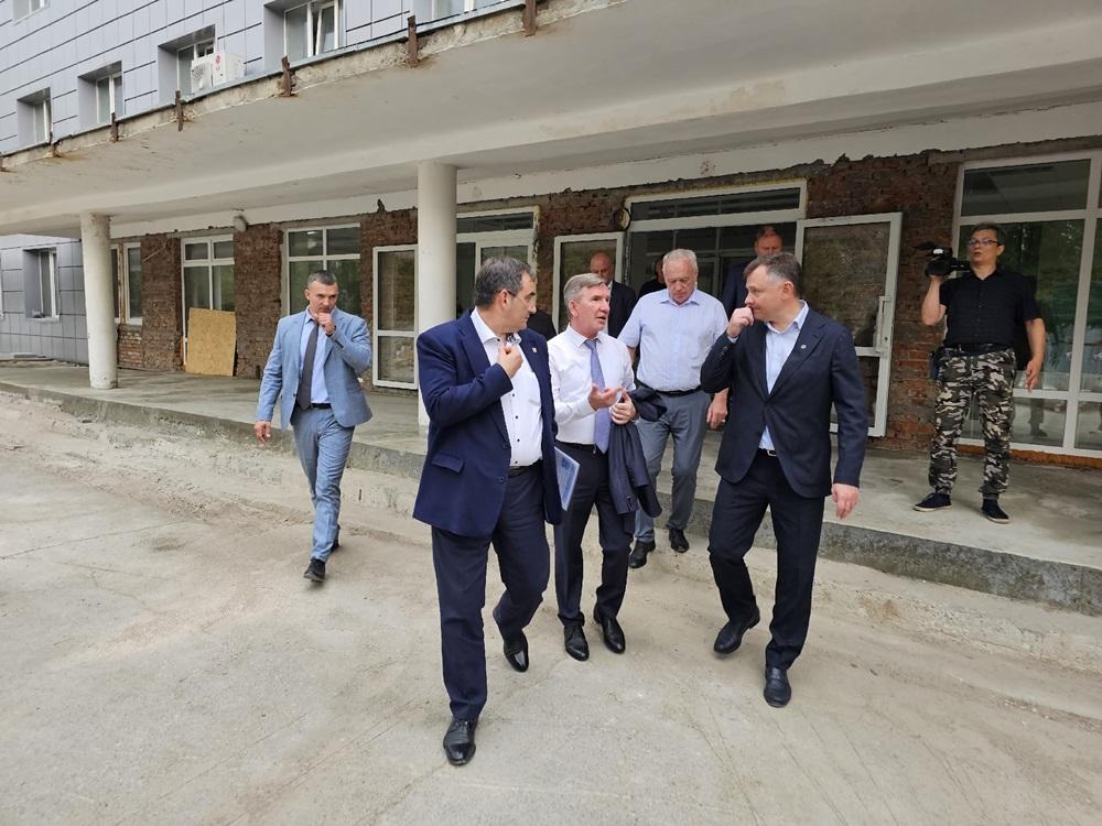 Поликлинику №3 в Волгодонске планируют открыть до конца года