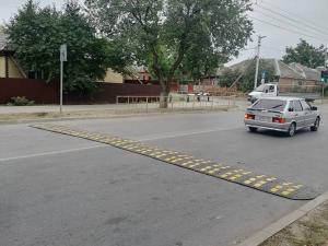 В Волгодонске по переулку Первомайскому установили «лежачих полицейских»