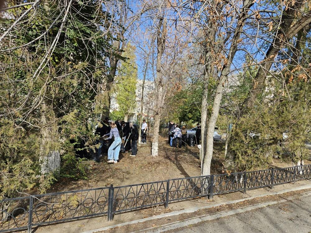 В 13 округе Волгодонска провели традиционный субботник