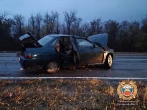 Водитель ВАЗа погиб в жуткой аварии на трассе Кашары - Морозовск